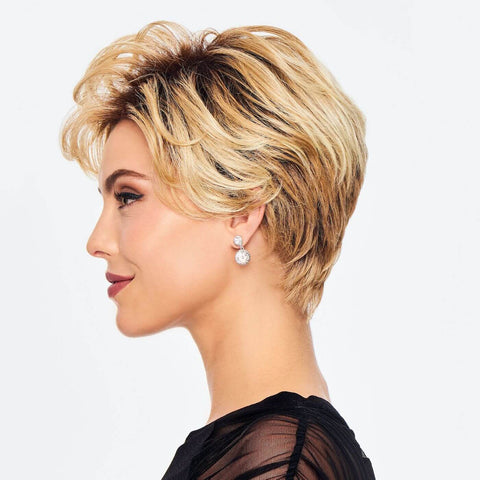 Chic Wavy Wig By Hairdo - Valentine Wigs