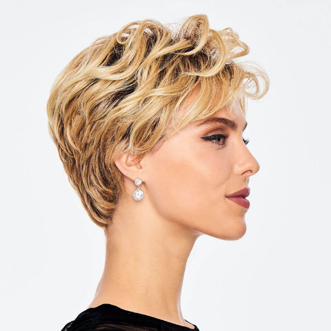 Chic Wavy Wig By Hairdo - Valentine Wigs