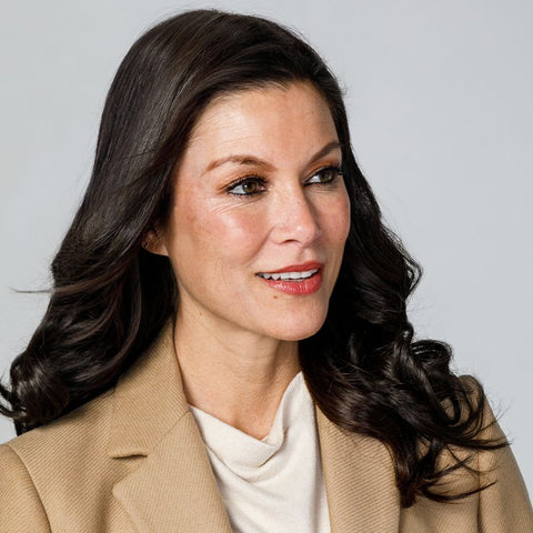 easiPart T HD 18" Hair Topper By Jon Renau - Valentine Wigs